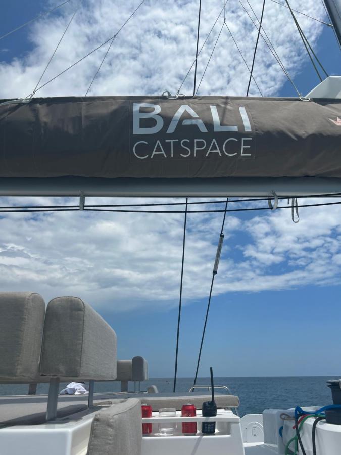 Private Exclusive Catamaran 'hang Loose' * Barcelona